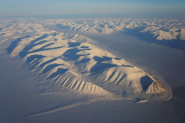 Spitzbergen quer übers Land  