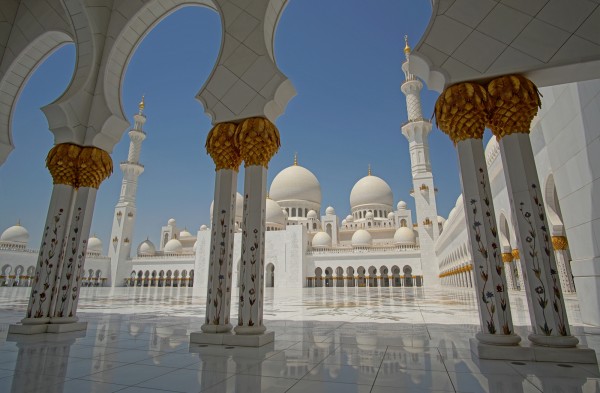 Moschee bei Tag, Abu Dhabi 