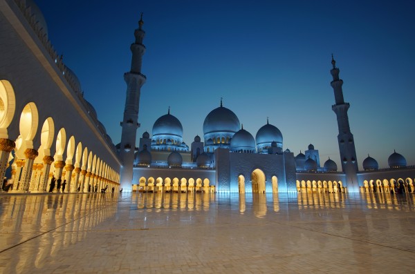 Moschee bei Nacht, Abu Dhabi 